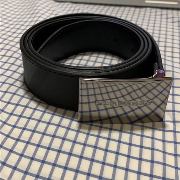 used burberry belt